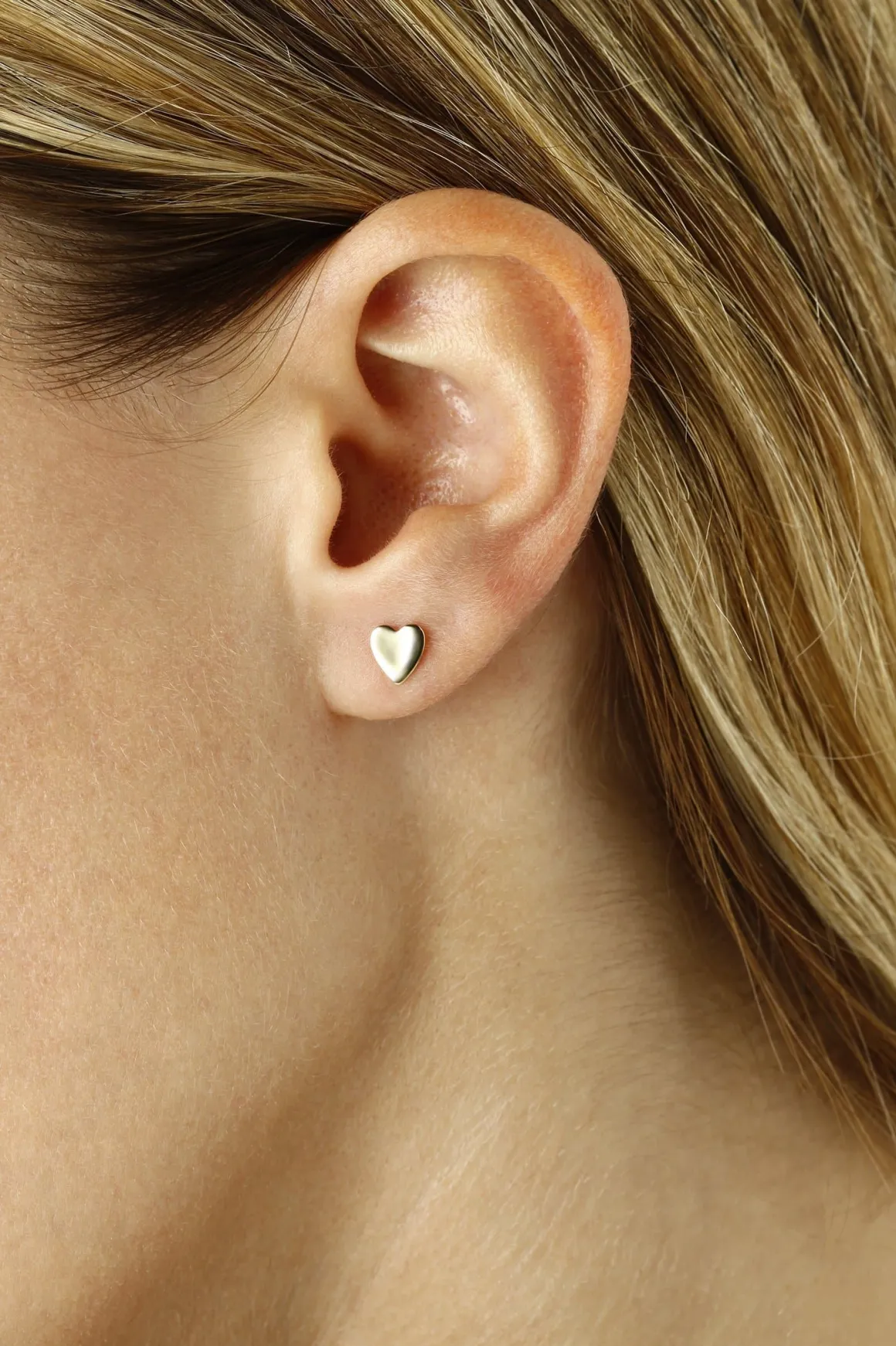 14KG Med Plain Heart Earrings